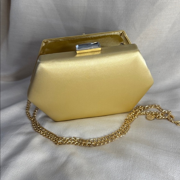 Badgley Mischka Hexagonal Gold Clutch with Chain - Picture 7 of 10
